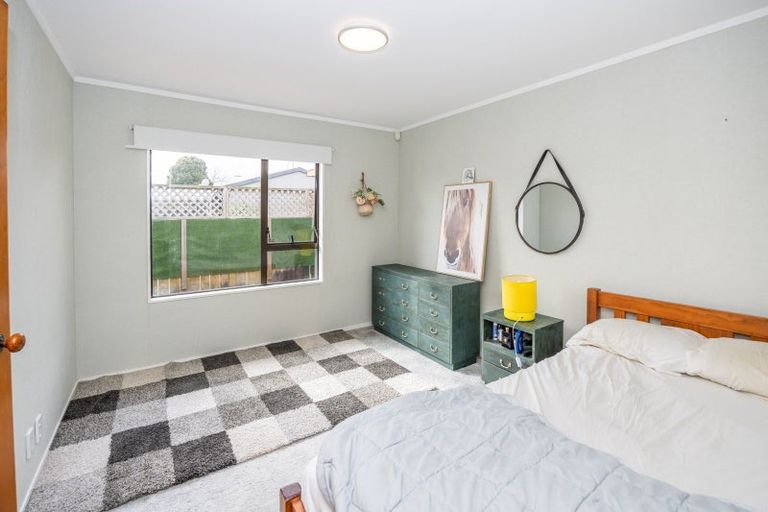Photo of property in 91b Oakfield Crescent, Pukete, Hamilton, 3200