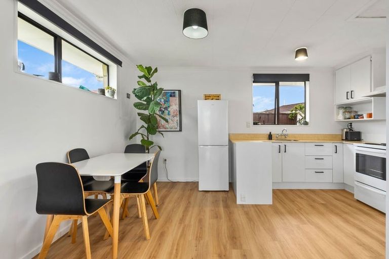 Photo of property in 227e Oxford Street, South Dunedin, Dunedin, 9012