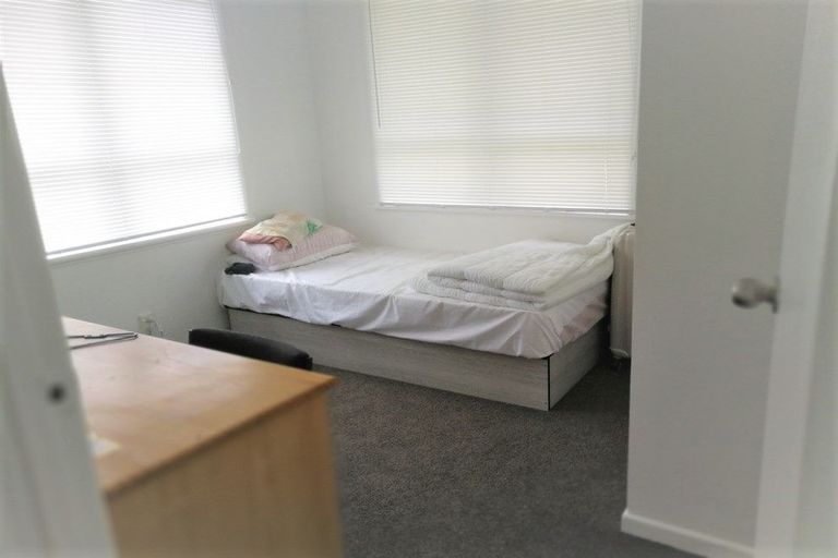 Photo of property in 39 Parrs Cross Road, Henderson, Auckland, 0612