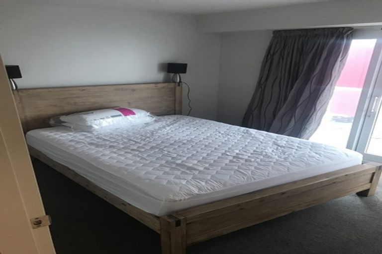 Photo of property in The Peak Apartments, 1001/170 Taranaki Street, Te Aro, Wellington, 6011