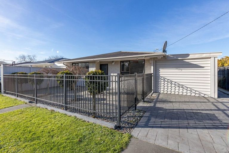 Photo of property in 48 Abberley Crescent, St Albans, Christchurch, 8014