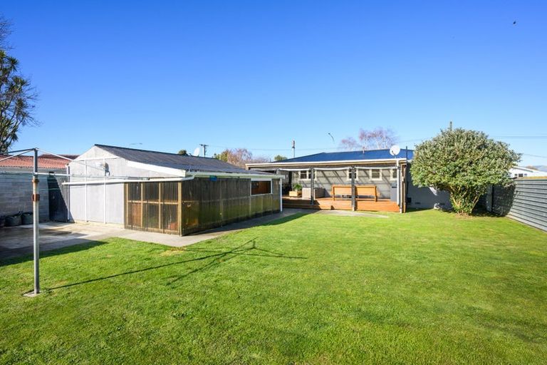 Photo of property in 33 Benmore Avenue, Cloverlea, Palmerston North, 4412