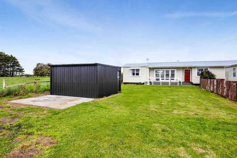 Photo of property in 11a Buchanan Place, Hawera, 4610