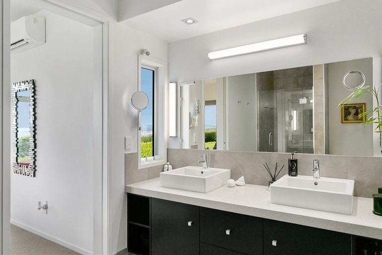 Photo of property in 59 Blue Ridge Drive, Acacia Bay, Taupo, 3385