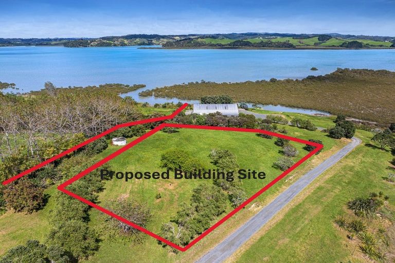 Photo of property in 68 Goodall Road, Snells Beach, 0920