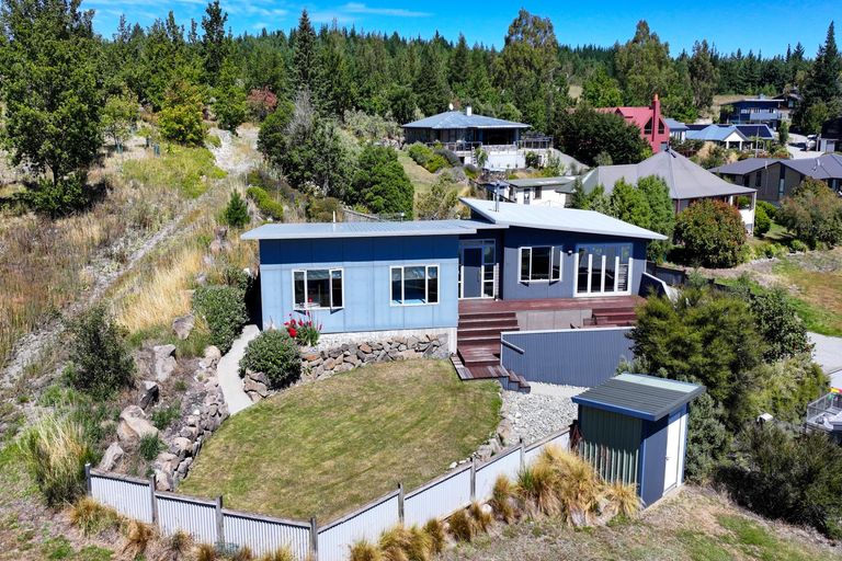 Photo of property in 26 Hamilton Drive, Lake Tekapo, 7999
