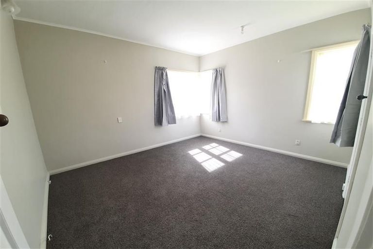 Photo of property in 27 Savage Crescent, West End, Palmerston North, 4412