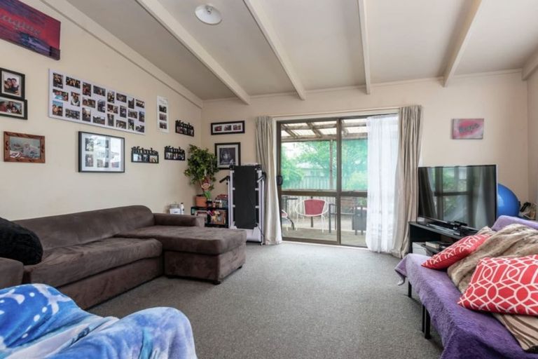 Photo of property in 12 Reelick Avenue, Pakuranga Heights, Auckland, 2010