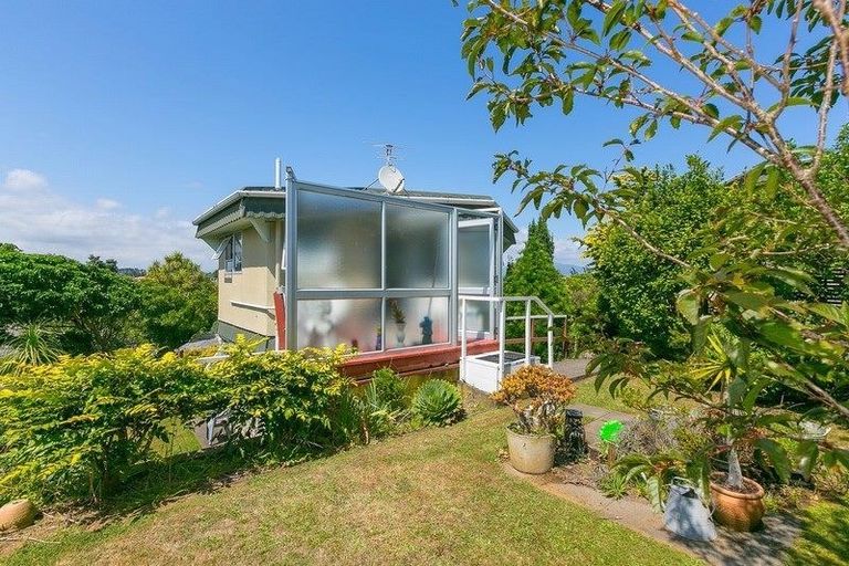 Photo of property in 1/4 Scott Street, Moturoa, New Plymouth, 4310
