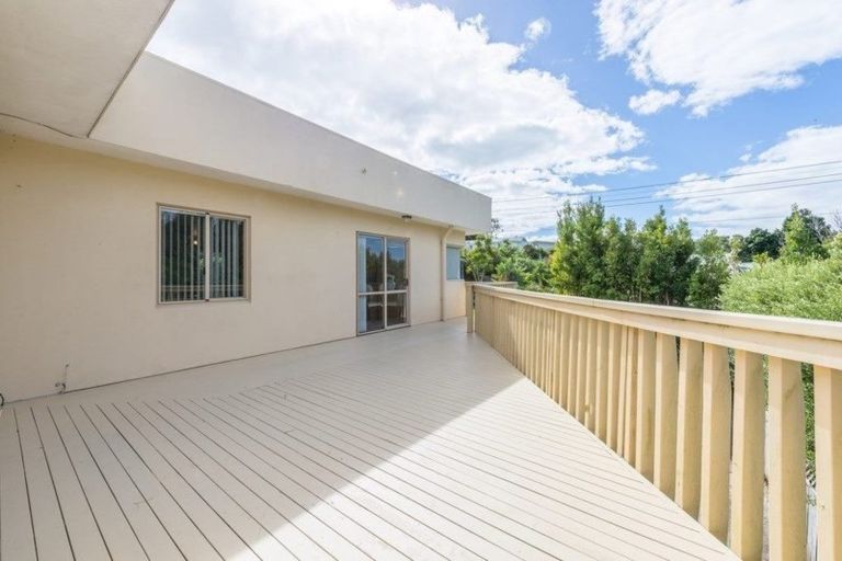 Photo of property in 2/78 Carlisle Road, Browns Bay, Auckland, 0632