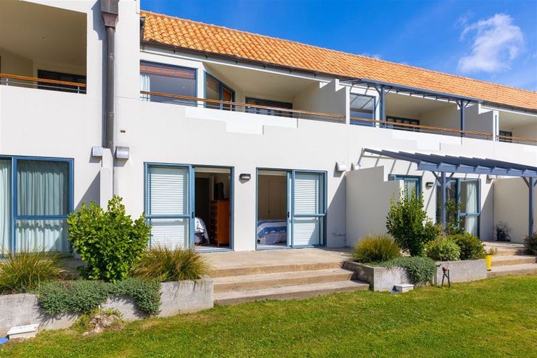 Photo of property in 3/45 Beach Road, Waikawa, Picton, 7220