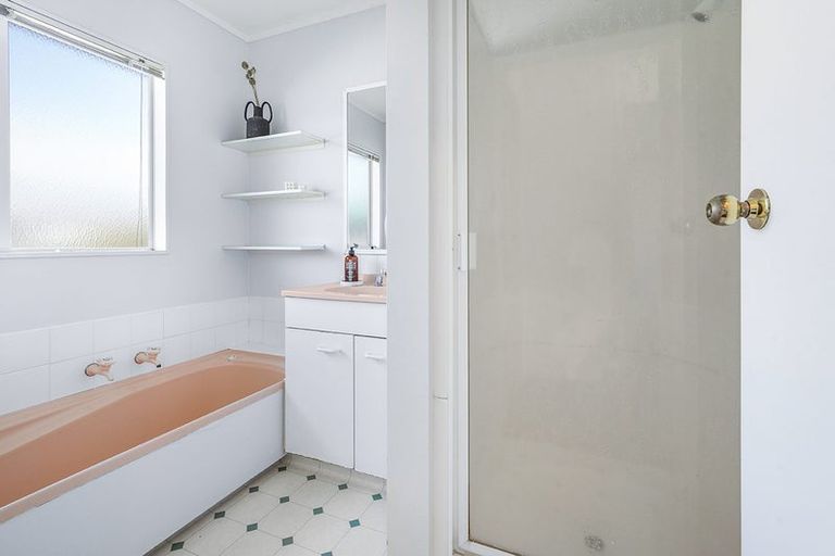 Photo of property in 5 Admiral Crescent, Flagstaff, Hamilton, 3210