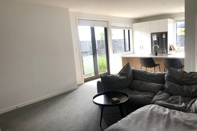 Photo of property in 2/14 Mitcham Avenue, Forest Lake, Hamilton, 3200