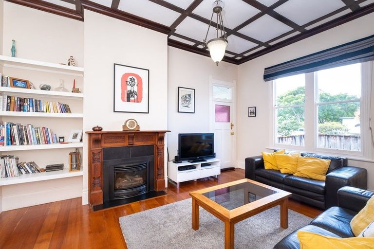 Photo of property in 14 Mcdonald Street, Napier South, Napier, 4110