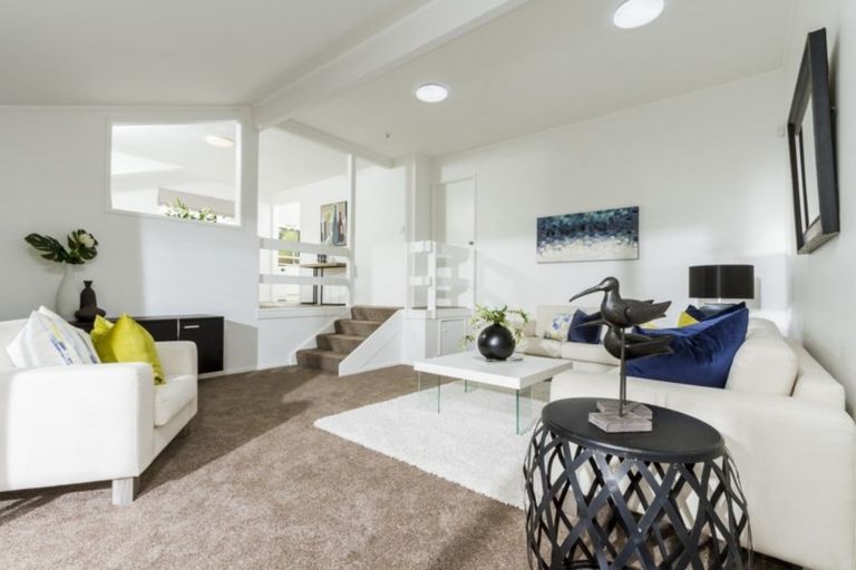 Photo of property in 42 Archers Road, Glenfield, Auckland, 0629