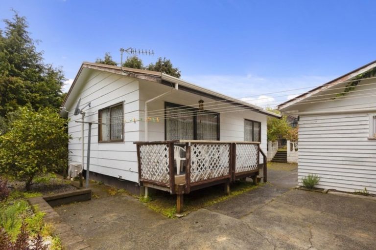 Photo of property in 43 Fleet Street, Naenae, Lower Hutt, 5011
