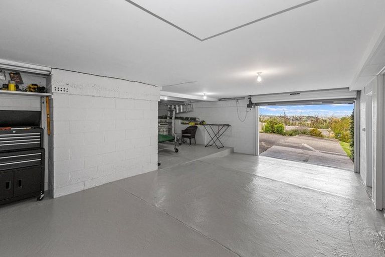 Photo of property in 319 Don Buck Road, Massey, Auckland, 0614