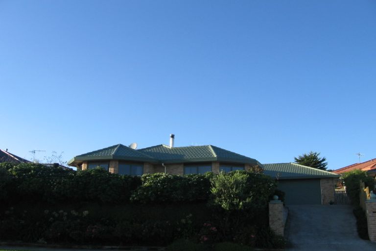 Photo of property in 127 Realm Drive, Paraparaumu, 5032