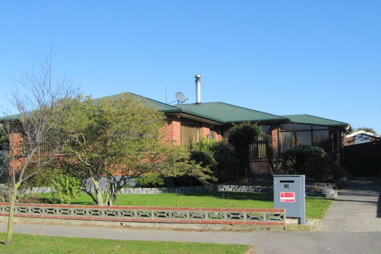 Photo of property in 19 Warren Crescent, Hillmorton, Christchurch, 8025