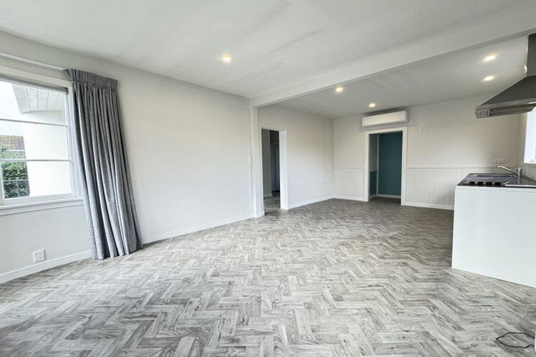 Photo of property in 6 Vahsel Bay Place, Wigram, Christchurch, 8025