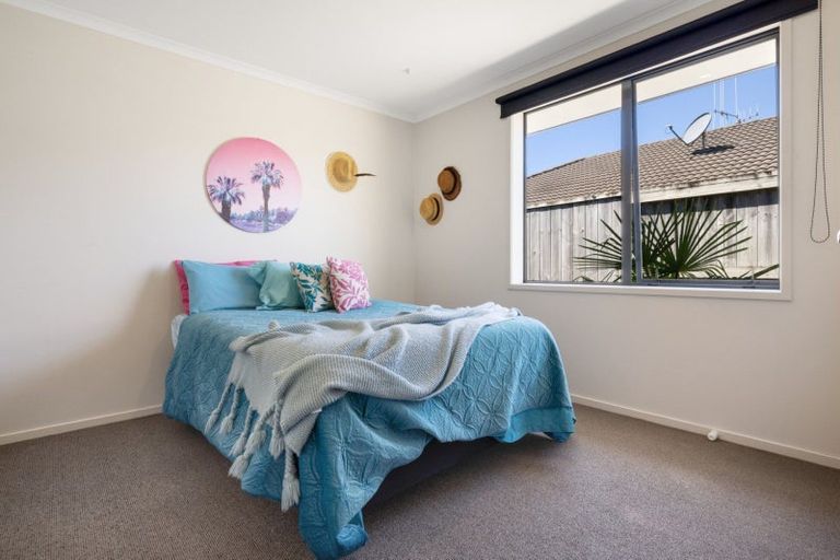 Photo of property in 102 Doncaster Drive, Papamoa Beach, Papamoa, 3118