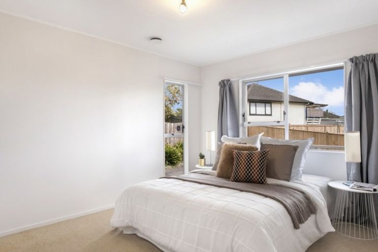 Photo of property in 2/58 Opaheke Road, Opaheke, Papakura, 2113