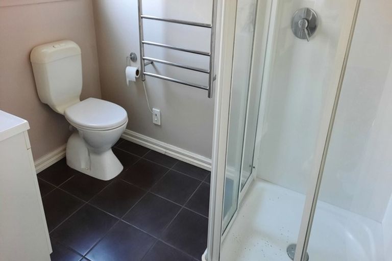 Photo of property in 40 Queen Street, Petone, Lower Hutt, 5012