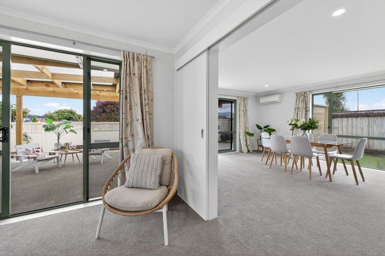 Photo of property in 42 Brooklyn Heights Drive, Kelvin Grove, Palmerston North, 4414