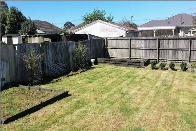 Photo of property in 34 Hay Street, Bromley, Christchurch, 8062