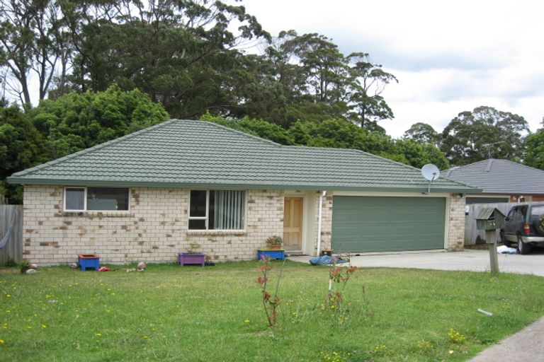 Photo of property in 27 Ranch Place, Pukekohe, 2120