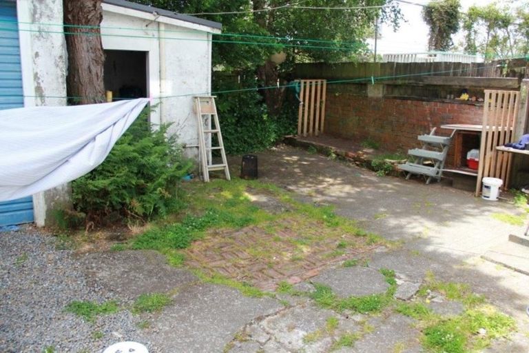 Photo of property in 46 Aro Street, Aro Valley, Wellington, 6021