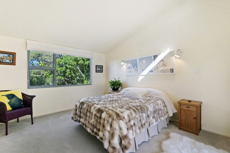 Photo of property in 417 Paremoremo Road, Paremoremo, Auckland, 0632