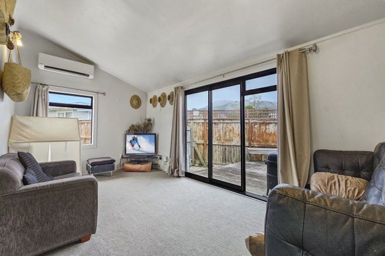 Photo of property in 76 Kawaha Point Road, Kawaha Point, Rotorua, 3010