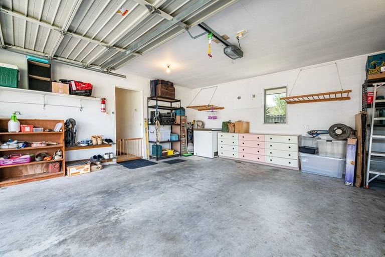 Photo of property in 30 Legacy Drive, Henderson, Auckland, 0612