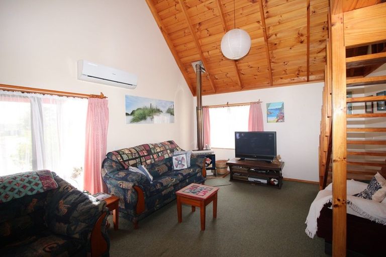 Photo of property in 216 Waimaire Avenue, Matarangi, Whitianga, 3592