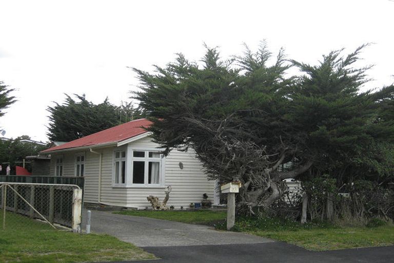 Photo of property in 96 Park Avenue, Waitarere Beach, Levin, 5510