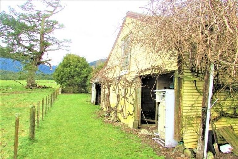 Photo of property in 88 Bell Hill Road, Inchbonnie, Kumara, 7875