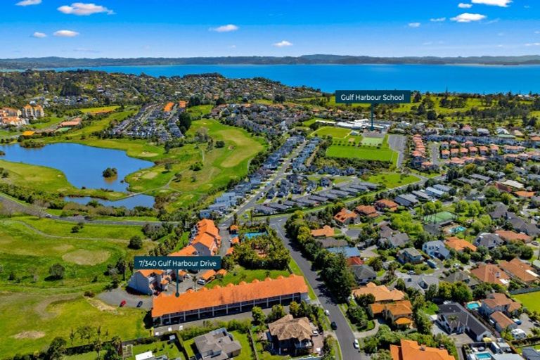 Photo of property in Santa Rosa, 7/340 Gulf Harbour Drive, Gulf Harbour, Whangaparaoa, 0930