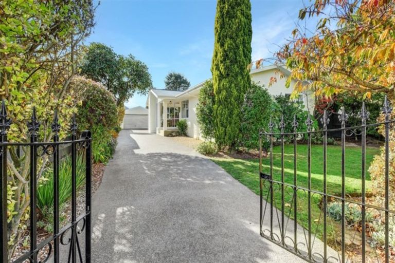 Photo of property in 43 Woolley Street, Avondale, Christchurch, 8061