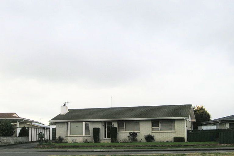 Photo of property in 112 Flaxmere Avenue, Flaxmere, Hastings, 4120