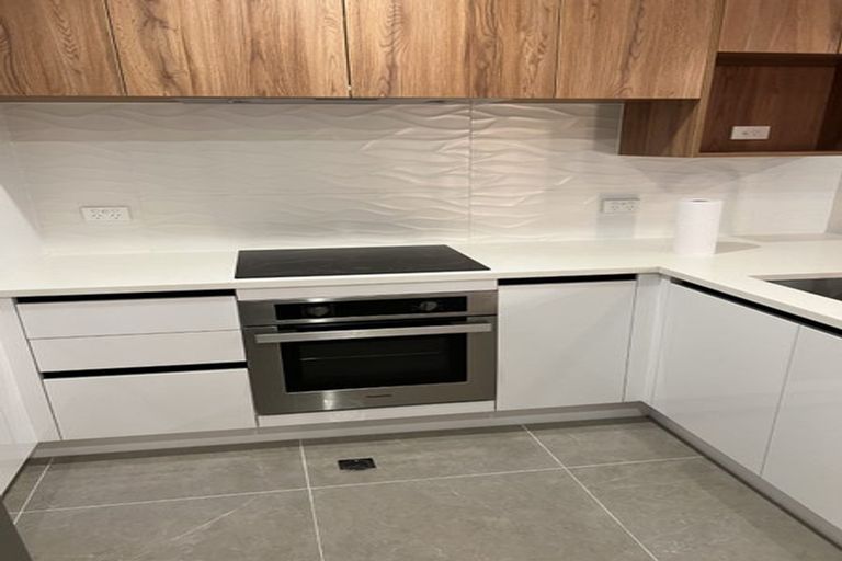 Photo of property in 35 Rutland Road, Stanley Point, Auckland, 0624