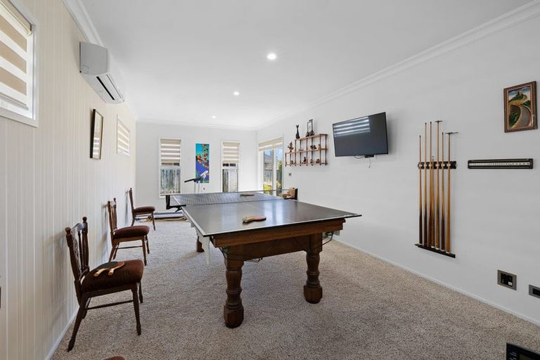 Photo of property in 11 Wesley Avenue, Frankleigh Park, New Plymouth, 4310