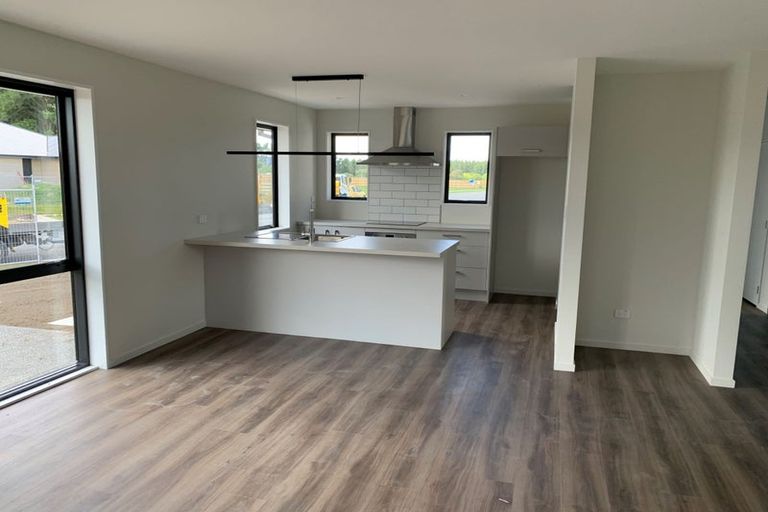 Photo of property in 31 Kingfisher Avenue, Amberley, 7410