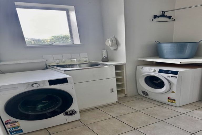 Photo of property in 42 Whitaker Street, Otumoetai, Tauranga, 3110