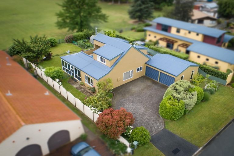 Photo of property in 11 Mansor Court, Cromwell, 9310