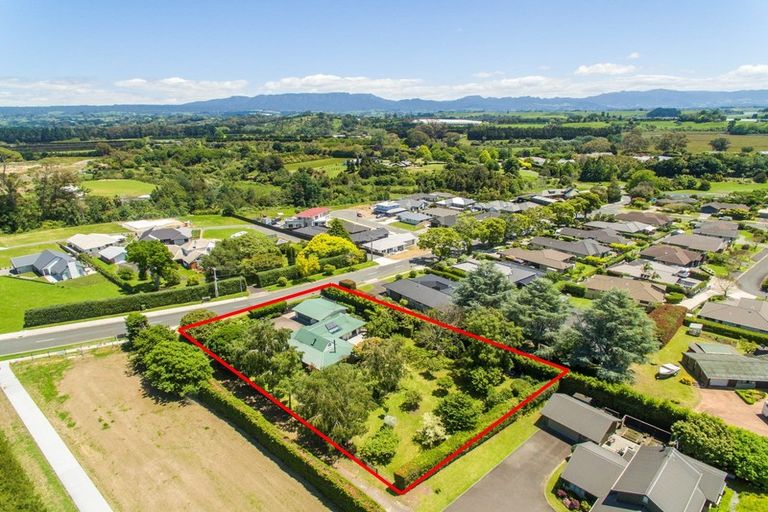 Photo of property in 42 Kayelene Place, Omokoroa, 3114