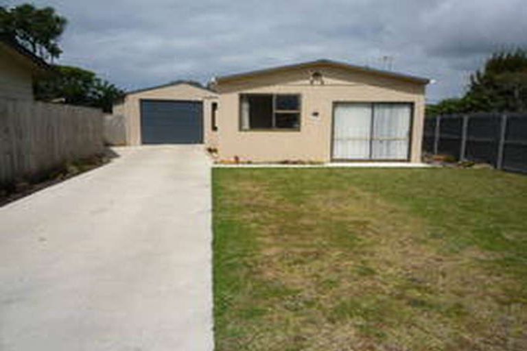 Photo of property in 17b Meadow Drive, Whitianga, 3510