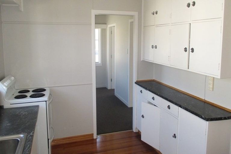 Photo of property in 15 Carey Street, Maeroa, Hamilton, 3200