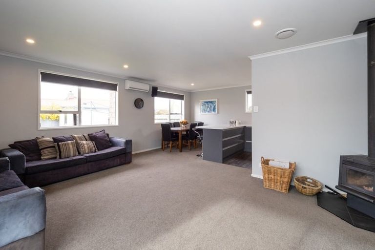 Photo of property in 37 Graham Street, Tinwald, Ashburton, 7700