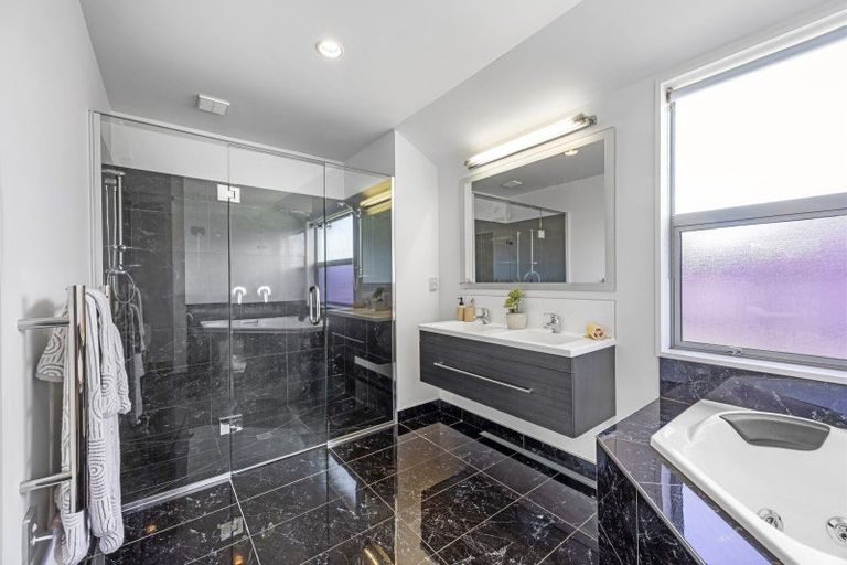 Photo of property in 11 Handley Crescent, Wigram, Christchurch, 8042